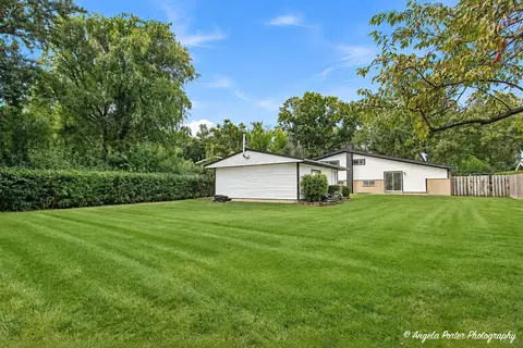 Exterior - 2929 Central Rd, Glenview, IL 60025 photo 5 of 6
