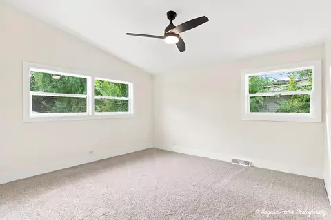 Bedroom - 2929 Central Rd, Glenview, IL 60025 photo 4 of 5