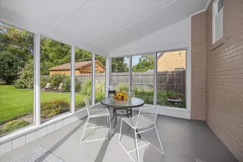 Exterior - 322 Park Ave, River Forest, IL 60305 photo 2 of 4