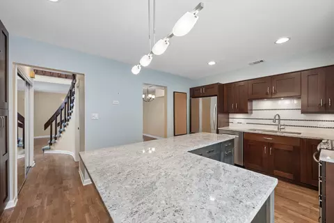 Kitchen - 830 Forest Ave #B, Evanston, IL 60202 photo 4 of 4