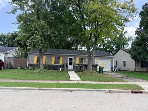 525 Laurel Ave, Romeoville, IL 60446