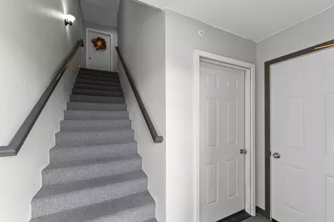 Entry Way - 440 E Franklin St #203, Eldridge, IA 52748 photo 1 of 3