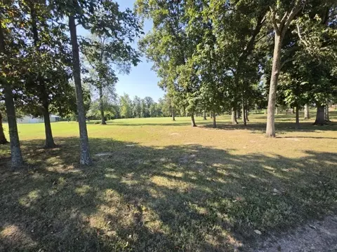 000 E Redwood Rd, Mount Vernon, IL 62864 photo 3
