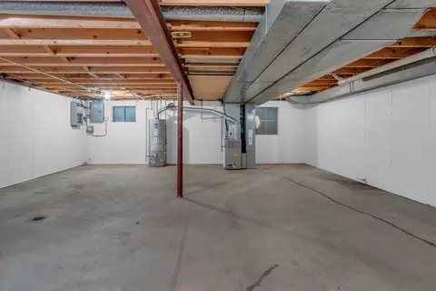 Other - 1023 S Lancaster St, Mount Prospect, IL 60056 photo 6 of 8
