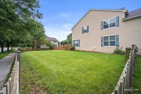 Exterior - 2038 Padua Dr, Elgin, IL 60123 photo 3 of 5