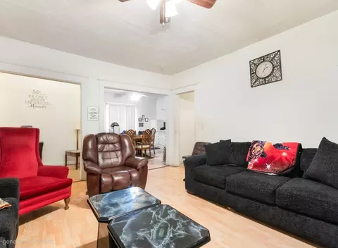 Living - 1209 E Maple St, Kankakee, IL 60901 photo 1 of 3