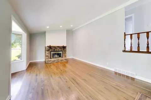 Living - 2925 E 188th Pl, Lansing, IL 60438 photo 2 of 10