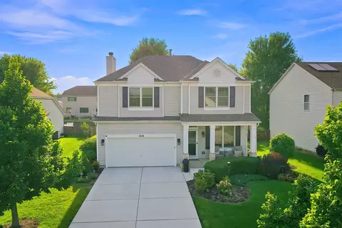 1028 Mackenzie Dr, Antioch, IL 60002