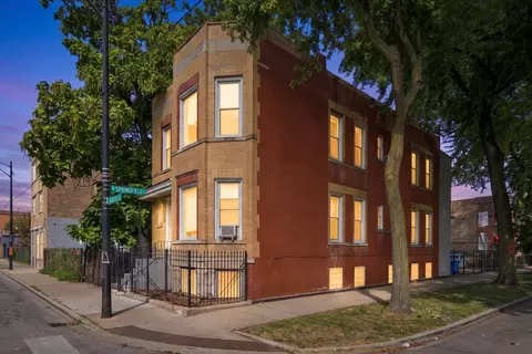 3900 W Division St, Chicago, IL 60651