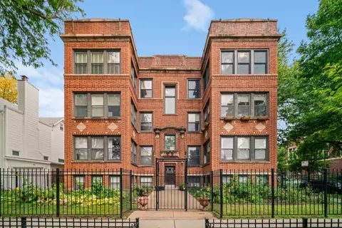 6701 N Bosworth Ave #3, Chicago, IL 60626