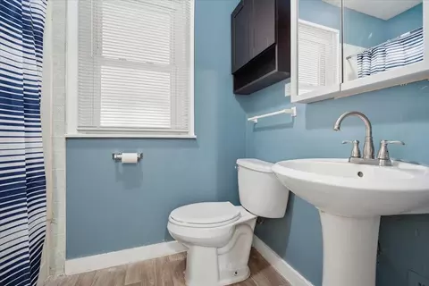 Bath - 1112 West Ave, Normal, IL 61761 photo 1 of 4