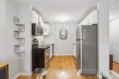 Kitchen - 30 E Division St #15C, Chicago, IL 60610 photo 1 of 3