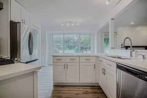 Kitchen - 1449 Eliot Trl, Elgin, IL 60120 photo 1 of 5
