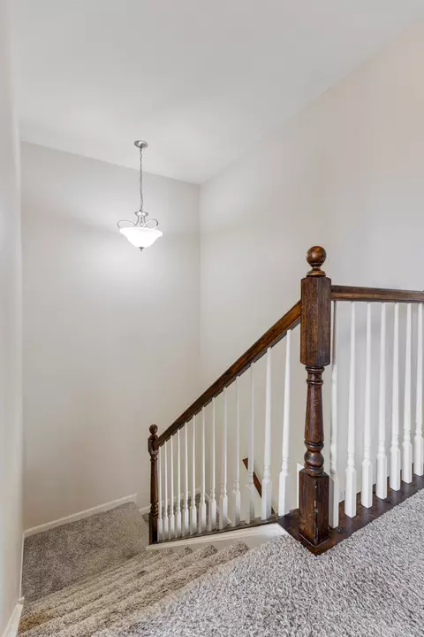Entry Way - 809 Brodhead Dr, Aurora, IL 60504 photo 1 of 2