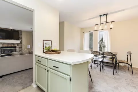 Dining - 903 N Linden St #140, Normal, IL 61761 photo 1 of 3
