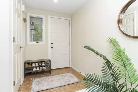 Entry Way - 903 N Linden St #140, Normal, IL 61761 photo 1 of 1