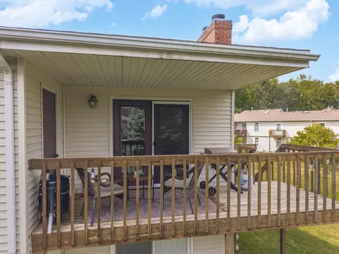 Exterior - 903 N Linden St #140, Normal, IL 61761 photo 4 of 6