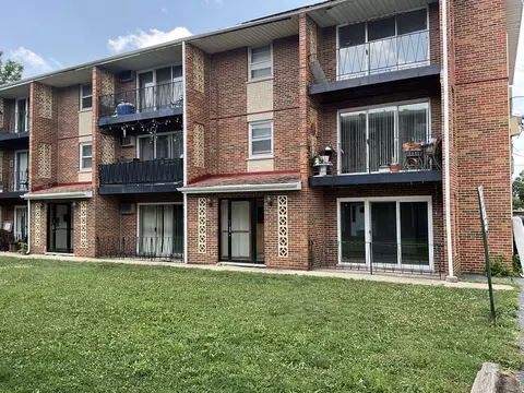 6436 W 64th Pl #C1, Chicago, IL 60638