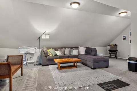 Living - 924 S Myrtle Ave, Kankakee, IL 60901 photo 3 of 3