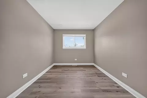 Bedroom - 17089 Crane Ave, Hazel Crest, IL 60429 photo 2 of 7