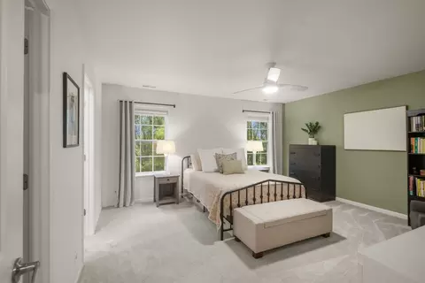 Bedroom - 1009 Draper Rd, Mchenry, IL 60050 photo 1 of 3