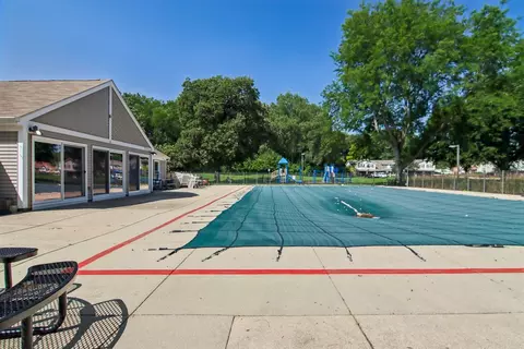 Exterior - 45 Willow Cir, Cary, IL 60013 photo 12 of 14