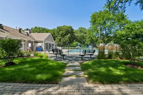 Exterior - 45 Willow Cir, Cary, IL 60013 photo 11 of 14
