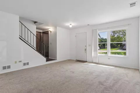 Living - 45 Willow Cir, Cary, IL 60013 photo 1 of 3