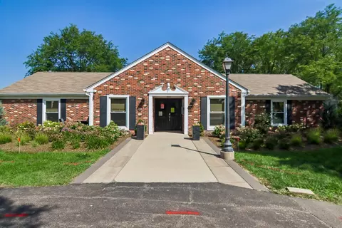 Exterior - 45 Willow Cir, Cary, IL 60013 photo 9 of 14