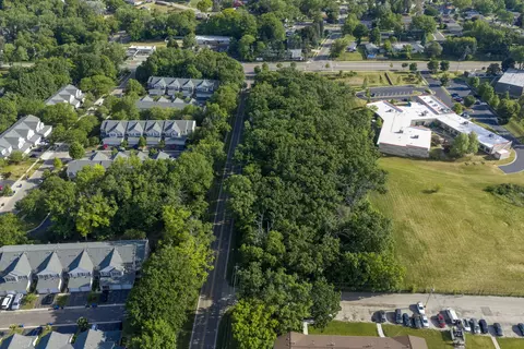lot13 Oak Ridge Rd, Carpentersville, IL 60110