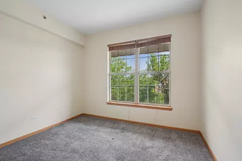 Bedroom - 3125 Town Square Dr #401, Rolling Meadows, IL 60008 photo 3 of 3