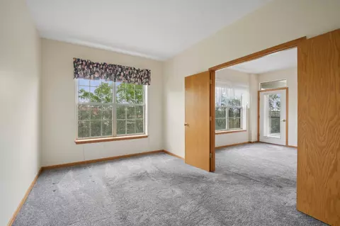 Other - 3125 Town Square Dr #401, Rolling Meadows, IL 60008 photo 2 of 4