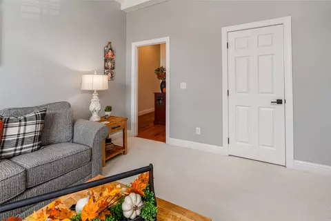 Entry Way - 1505 Gleneagle Dr, Marion, IL 62959 photo 3 of 5