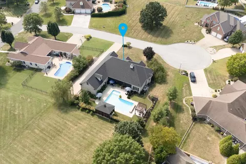 View/Area - 1505 Gleneagle Dr, Marion, IL 62959 photo 4 of 6