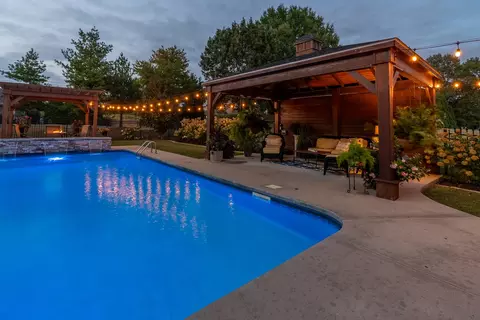 Exterior - 1505 Gleneagle Dr, Marion, IL 62959 photo 17 of 30
