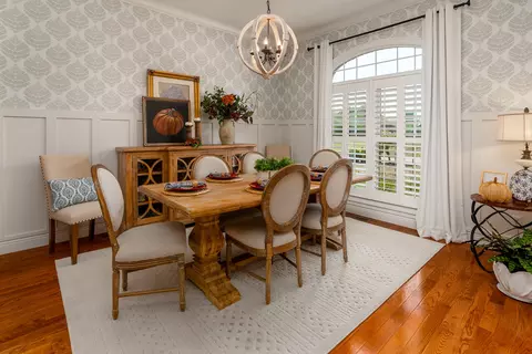 Dining - 1505 Gleneagle Dr, Marion, IL 62959 photo 1 of 2