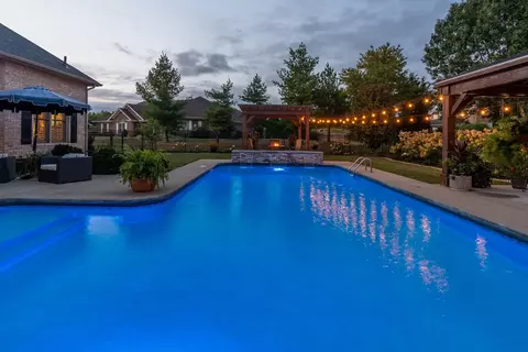 Exterior - 1505 Gleneagle Dr, Marion, IL 62959 photo 16 of 30