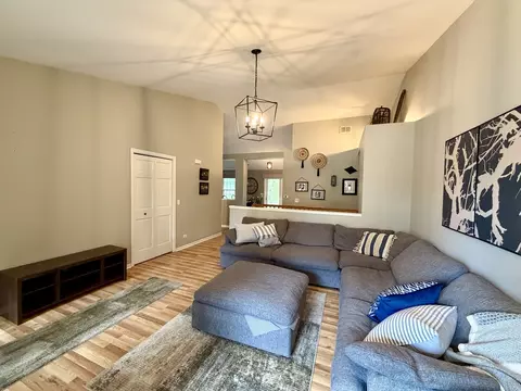 Living - 5024 Spring Rd, Mchenry, IL 60050 photo 2 of 4
