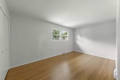 Bedroom - 1302 Coolidge Ave, Wheaton, IL 60189 photo 4 of 4