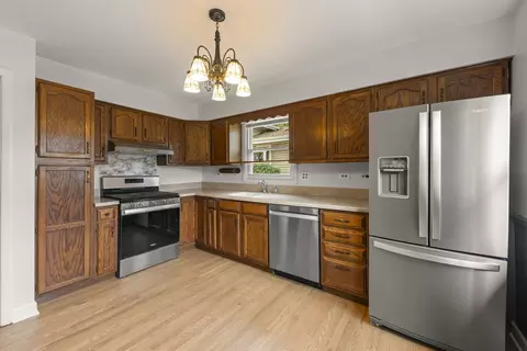 Kitchen - 1302 Coolidge Ave, Wheaton, IL 60189 photo 1 of 2