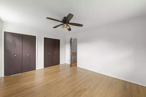 Bedroom - 1302 Coolidge Ave, Wheaton, IL 60189 photo 2 of 4