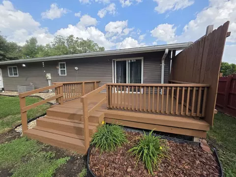 Exterior - 306 Edwards St, Payson, IL 62360 photo 8 of 8