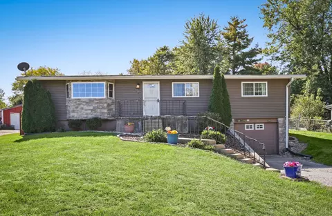 306 Edwards St, Payson, IL 62360