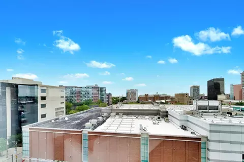 View/Area - 1720 Maple Ave #910, Evanston, IL 60201 photo 1 of 8