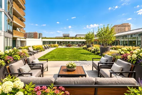Exterior - 1720 Maple Ave #910, Evanston, IL 60201 photo 14 of 33