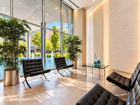 Living - 1720 Maple Ave #910, Evanston, IL 60201 photo 10 of 10