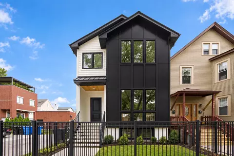 1914 N Rockwell St, Chicago, IL 60647