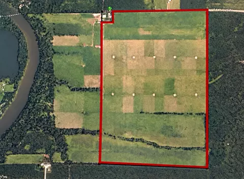 1723 E 3400 North Rd, Saint Anne, IL 60964