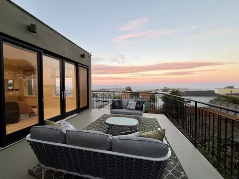 Exterior - 791 27th St, San Francisco, CA 94131 photo 3 of 15