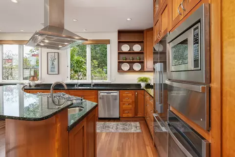 Kitchen - 791 27th St, San Francisco, CA 94131 photo 4 of 4